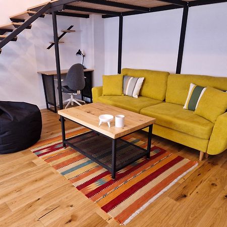 Transylvania - Center Apartment クルージュ＝ナポカ エクステリア 写真